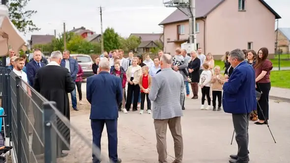 Nowy plac zabaw w Olędzkiem oficjalnie otwarty