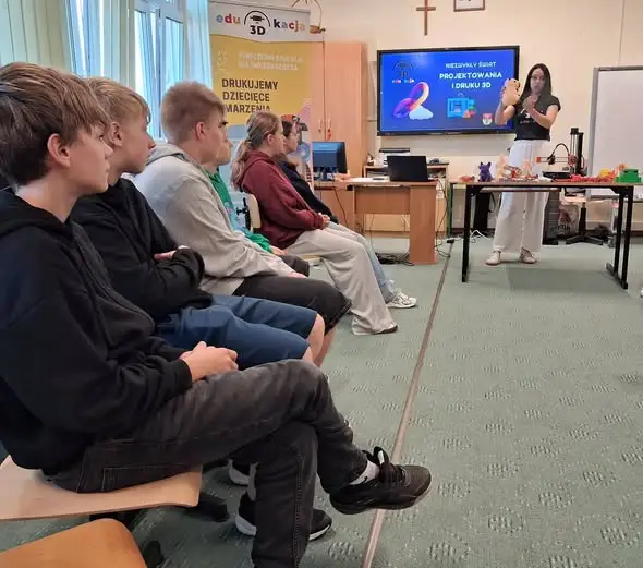 Dzień Technologiczny w Bielsku Podlaskim – uczniowie poznali tajniki druku 3D