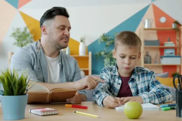 Jak wspierać dziecko w powrocie do szkoły? Bezpłatne warsztaty dla rodziców